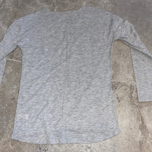 🎉Justice Long Sleeve Girl’s Tee Shirt with Swim Graphic Justice Active Size 10 - Picture 3 of 3